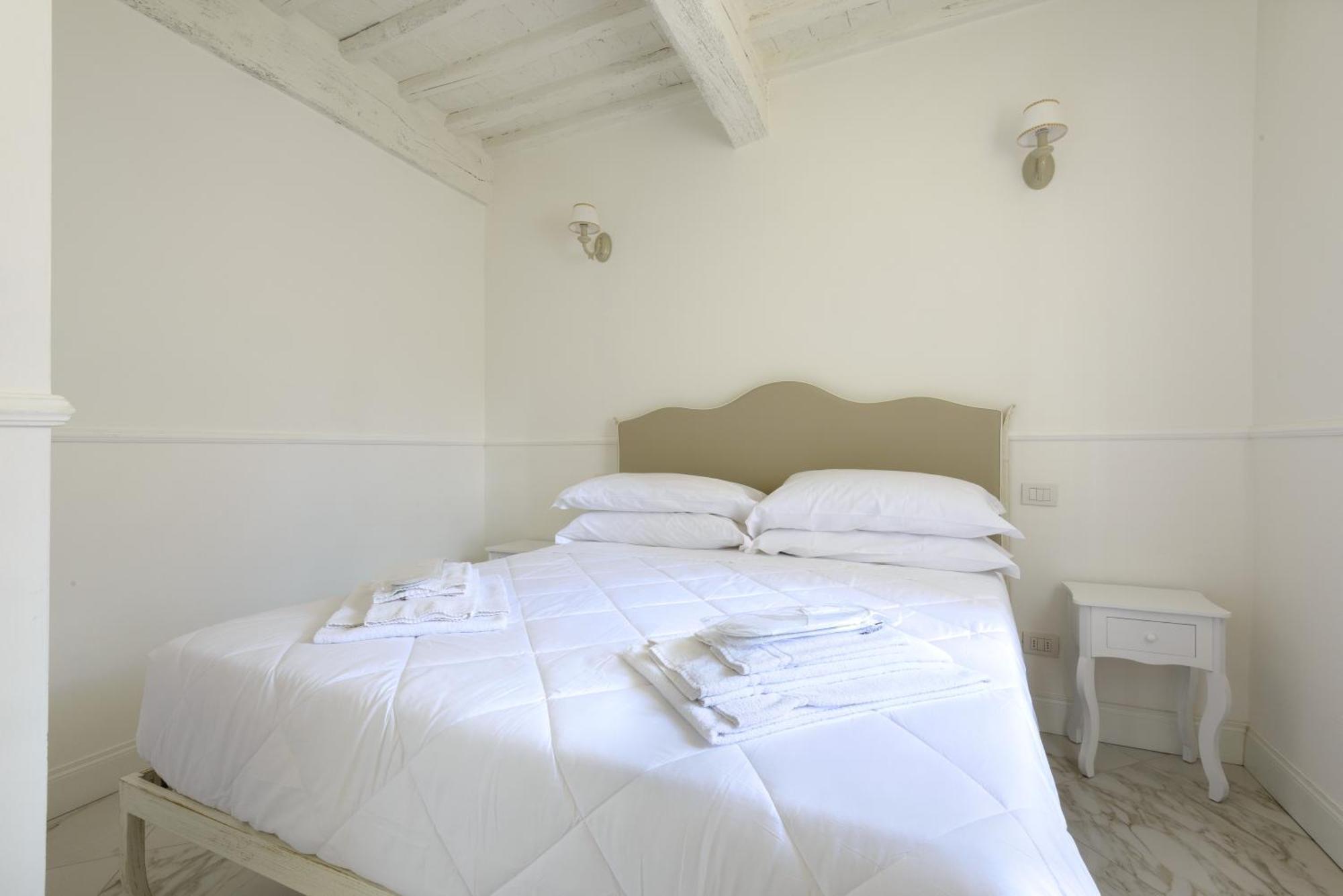 Domus Nannini SPA - L' Arco di Matteotti Siena Esterno foto